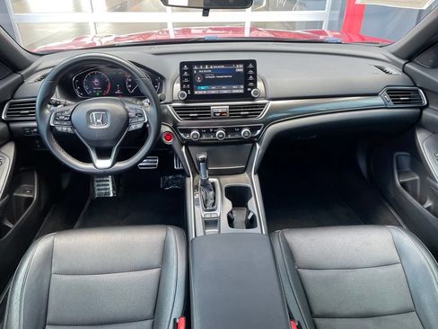 Used 2019 Honda Accord Sport image 11