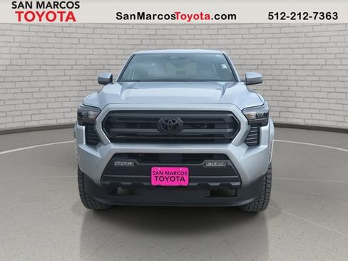 Used 2025 Toyota Tacoma SR5 image 2