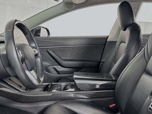 Used 2018 Tesla Model 3 Long Range RWD image 8