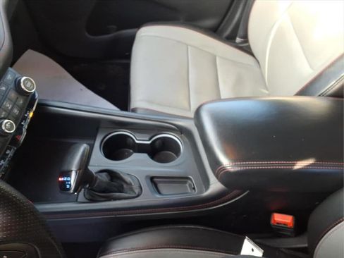 Used 2024 Dodge Durango GT AWD/4WD image 14