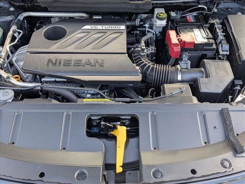 Used 2024 Nissan Rogue SV FWD image 22