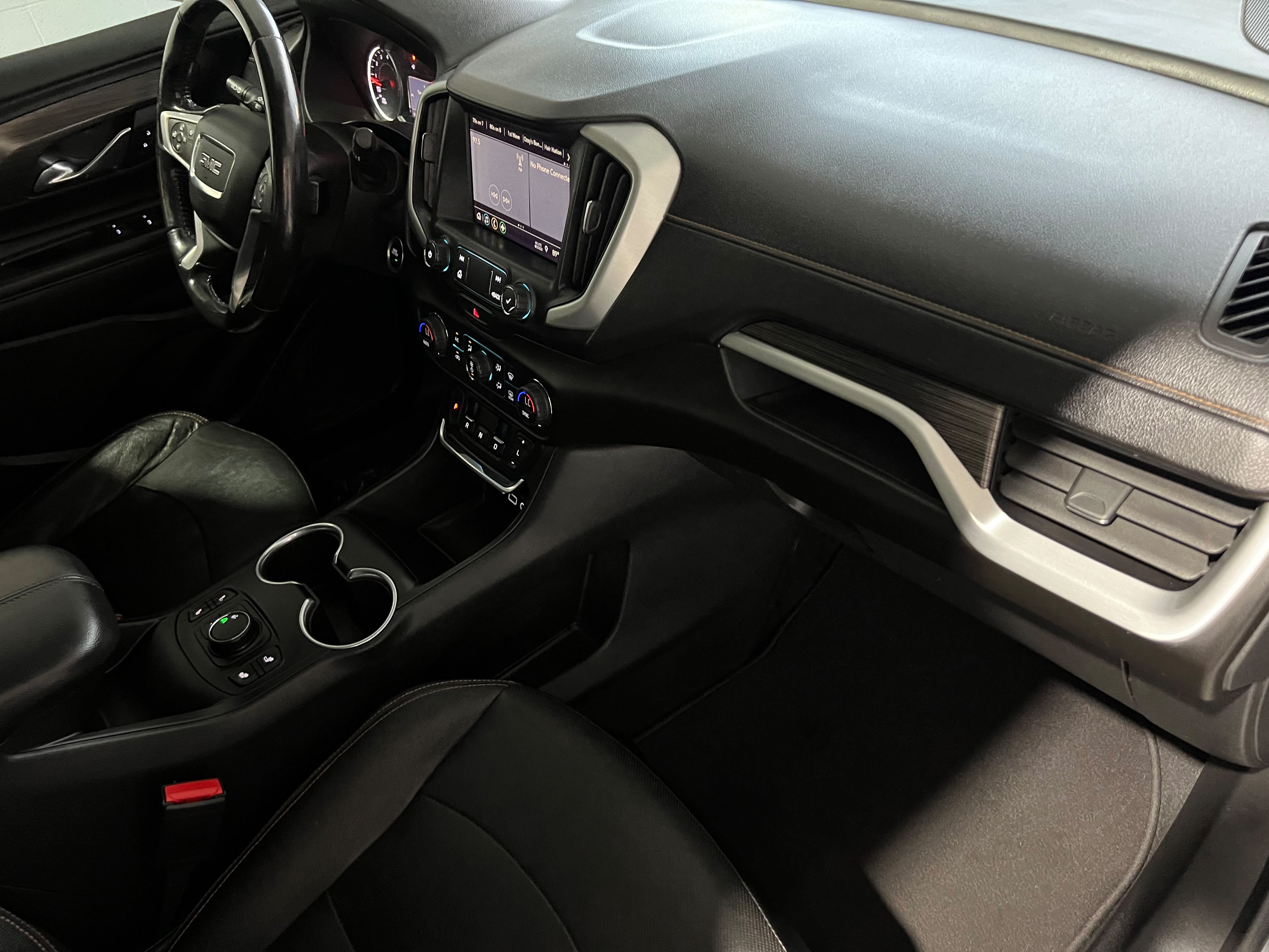 Used 2020 GMC Terrain SLT FWD image 17
