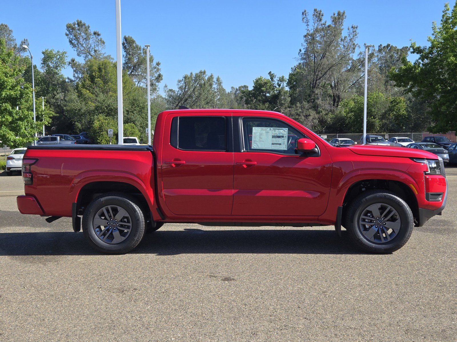 New 2026 Nissan Frontier SV w/ Tow Package AWD/4WD image 3