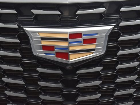 Certified 2023 Cadillac XT5 Premium Luxury w/ Technology Package AWD/4WD image 39