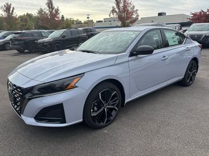 New 2025 Nissan Altima 2.5 SR