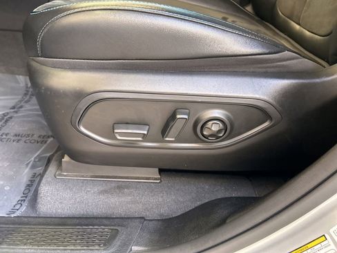 Used 2022 Jeep Grand Cherokee Trailhawk w/ Advanced Protech Group II image 52