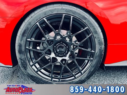 Used 2021 Ford Mustang GT RWD image 19