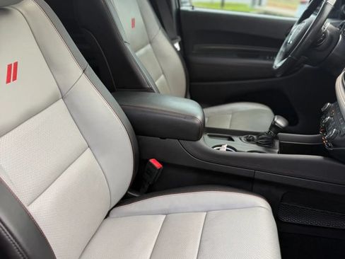 Used 2023 Dodge Durango GT AWD/4WD image 16
