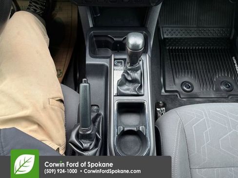 Used 2019 Toyota Tacoma TRD Sport w/ Technology Package image 34