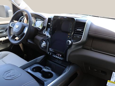 New 2026 RAM 1500 Laramie w/ Laramie Southwest Edition RWD image 19