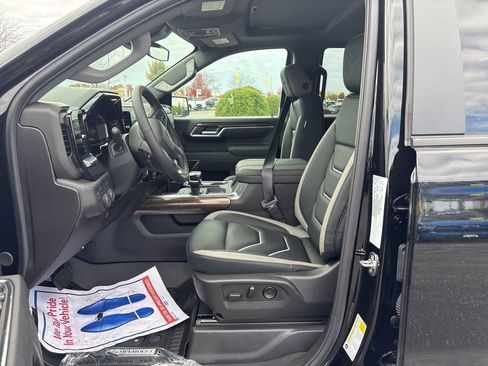 New 2025 Chevrolet Silverado 1500 RST w/ Convenience Package II image 9