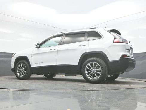 Used 2020 Jeep Cherokee Latitude Plus image 33