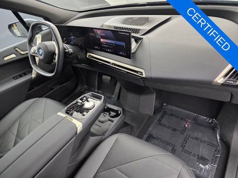 Used 2024 BMW iX xDrive50 w/ Premium Package AWD/4WD image 29