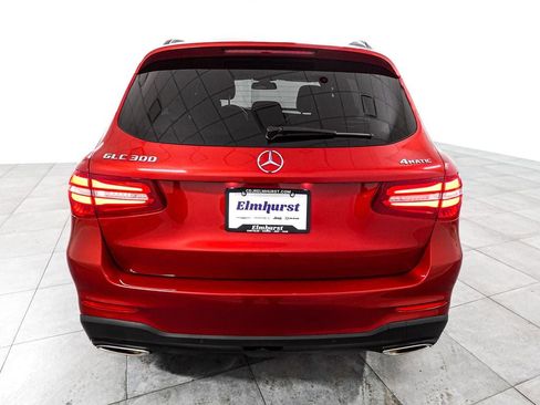 Used 2018 Mercedes-Benz GLC 300 4MATIC image 5
