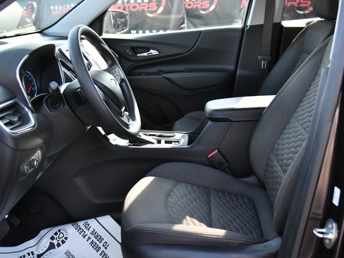 Used 2020 Chevrolet Equinox LT image 17