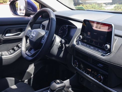New 2026 Nissan Rogue SV FWD image 20