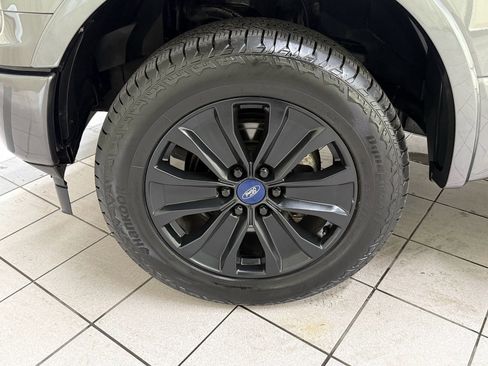 Used 2019 Ford F150 Lariat w/ Equipment Group 502A Luxury AWD/4WD image 13