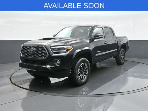 Used 2023 Toyota Tacoma TRD Sport w/ Technology Package AWD/4WD image 3