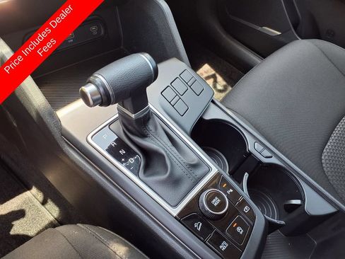 Used 2024 Kia Sportage LX FWD image 21