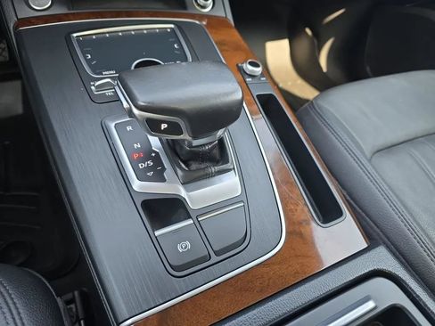 Used 2018 Audi Q5 2.0T Premium Plus AWD/4WD image 36