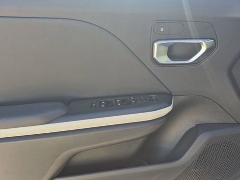 New 2026 Kia K4 GT-Line image 6