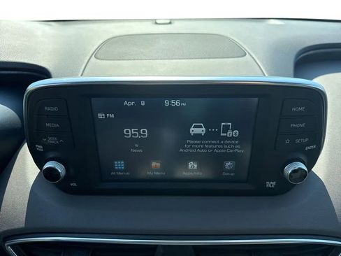 Used 2019 Hyundai Santa Fe SE image 21