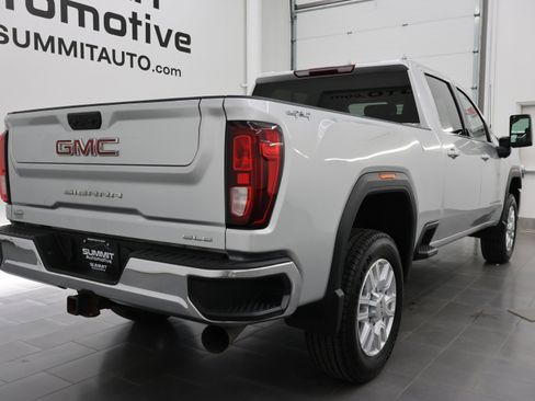 Used 2023 GMC Sierra 2500 SLE w/ SLE Convenience Package AWD/4WD image 4