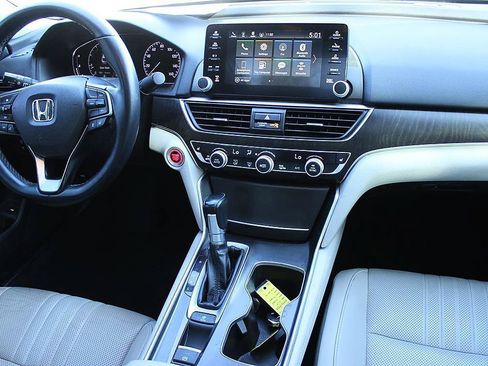 Used 2019 Honda Accord EX-L image 18