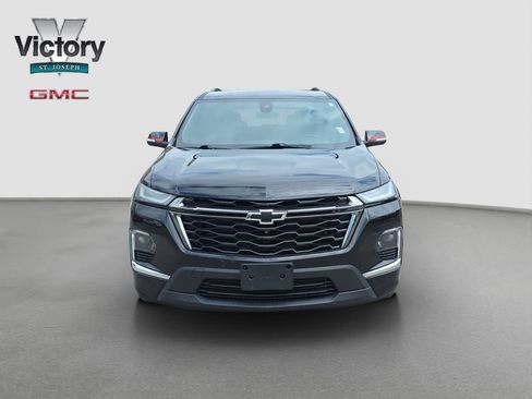 Used 2023 Chevrolet Traverse Premier w/ Redline Edition FWD image 2