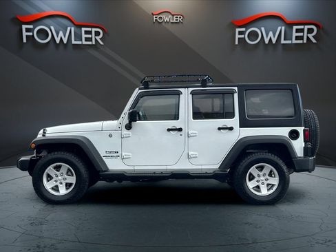 Used 2016 Jeep Wrangler Unlimited Sport w/ Quick Order Package 24S AWD/4WD image 2