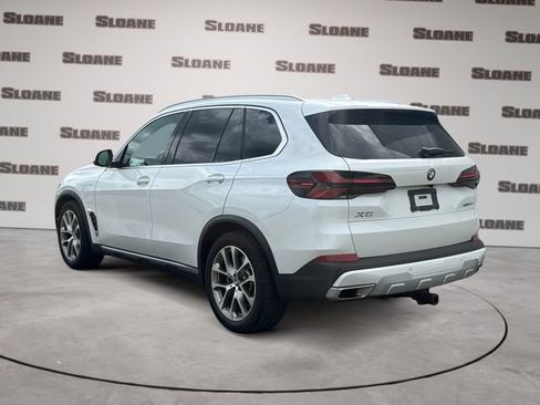 Used 2025 BMW X5 xDrive50e w/ Premium Package AWD/4WD image 3