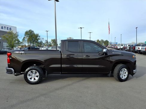 Used 2019 Chevrolet Silverado 1500 LT w/ All-Star Edition image 2
