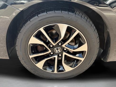 Used 2015 Honda Civic EX image 42