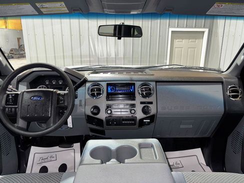 Used 2016 Ford F250 XLT AWD/4WD image 17