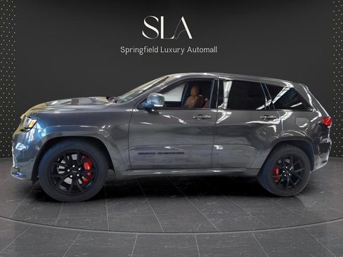 Used 2021 Jeep Grand Cherokee SRT image 8
