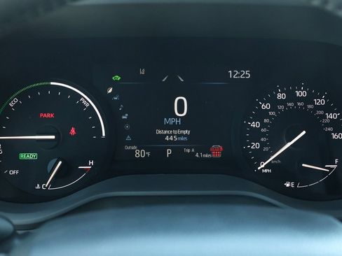 New 2026 Toyota Sienna XLE FWD image 19
