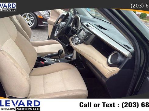 Used 2013 Toyota RAV4 XLE AWD/4WD image 36