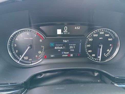 Used 2023 Cadillac XT6 Premium Luxury image 25