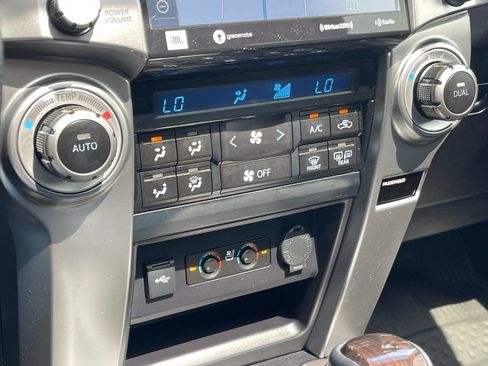 Used 2023 Toyota 4Runner Limited AWD/4WD image 24