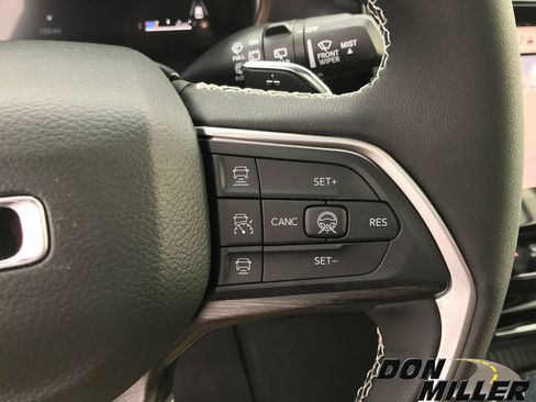 New 2026 Jeep Grand Cherokee Limited Reserve image 19