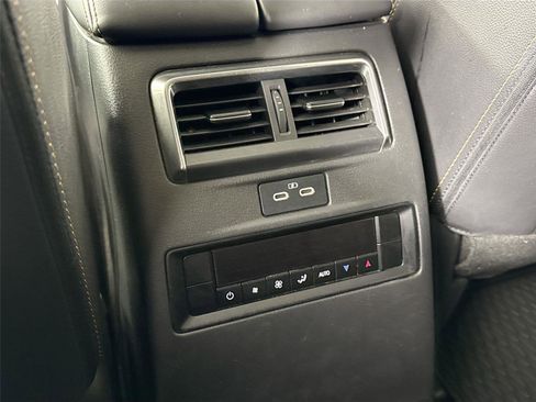 Certified 2024 MAZDA CX-90 3.3 Turbo w/ Preferred Plus AWD/4WD image 35