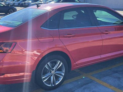 Used 2019 Volkswagen Jetta R-Line w/ R-Line Cold Weather Package FWD image 6