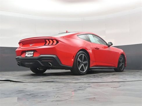 Used 2024 Ford Mustang Premium image 39