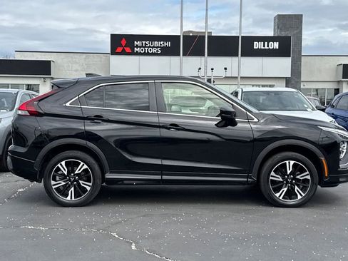 Used 2024 Mitsubishi Eclipse Cross SEL image 3