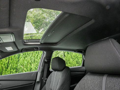 Used 2024 Honda Accord Sport image 27