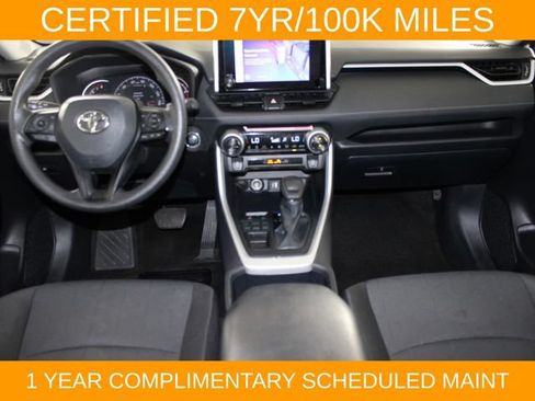 Used 2025 Toyota RAV4 XLE AWD/4WD image 14
