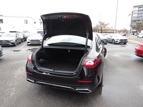 Used 2025 Mercedes-Benz E 350 4MATIC Sedan image 30