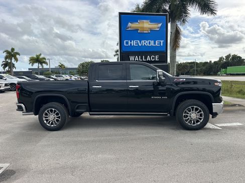 New 2026 Chevrolet Silverado 2500 LTZ w/ LTZ Convenience Package image 5