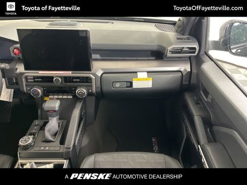 New 2026 Toyota 4Runner TRD Off-Road Premium AWD/4WD image 15