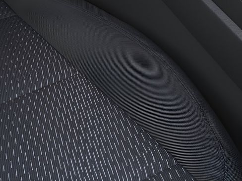 New 2026 Chevrolet Equinox LT w/ Safety and Technology Package AWD/4WD image 21